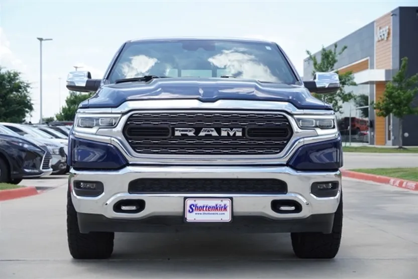 2024 Ram 1500 Limited photo 1