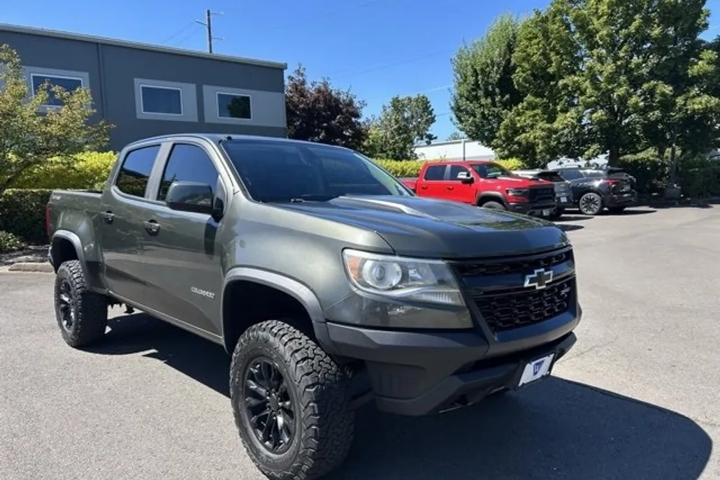 2017 Chevrolet Colorado ZR2 photo 1