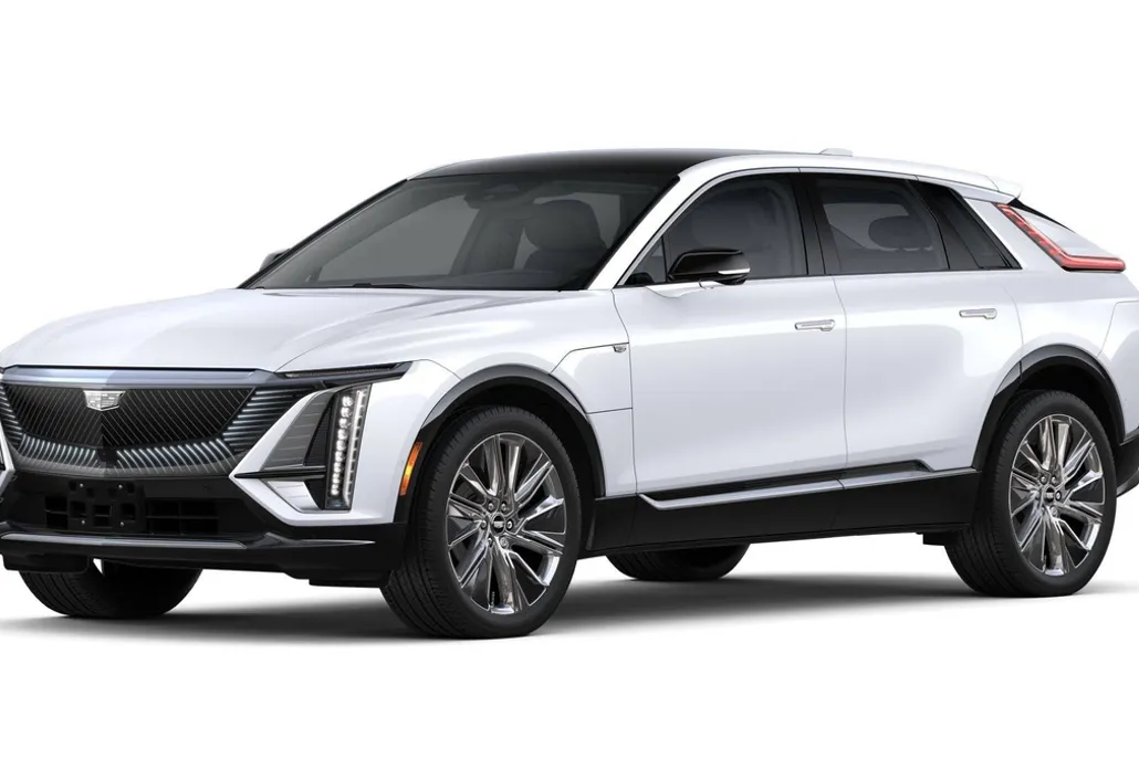 2026 Cadillac Lyriq Luxury photo 1