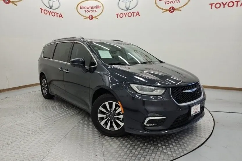 2021 Chrysler Pacifica Hybrid Touring L photo 1