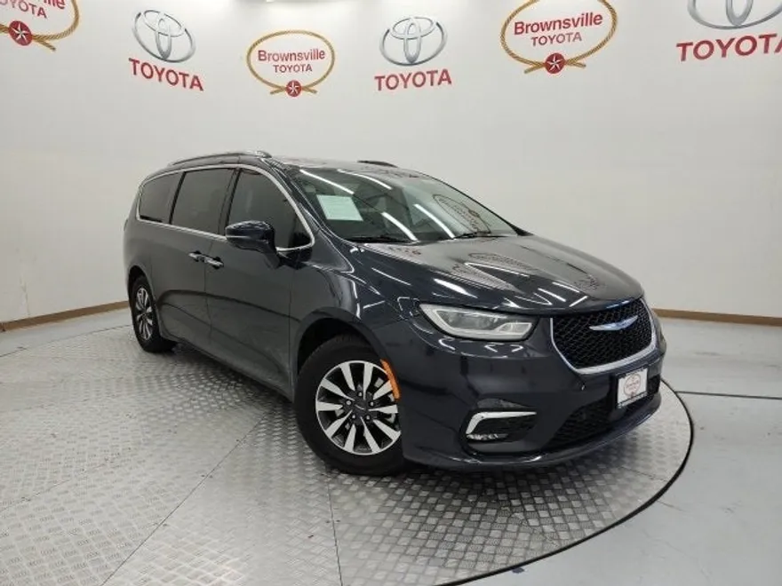 2021 Chrysler Pacifica Hybrid Touring L photo 1