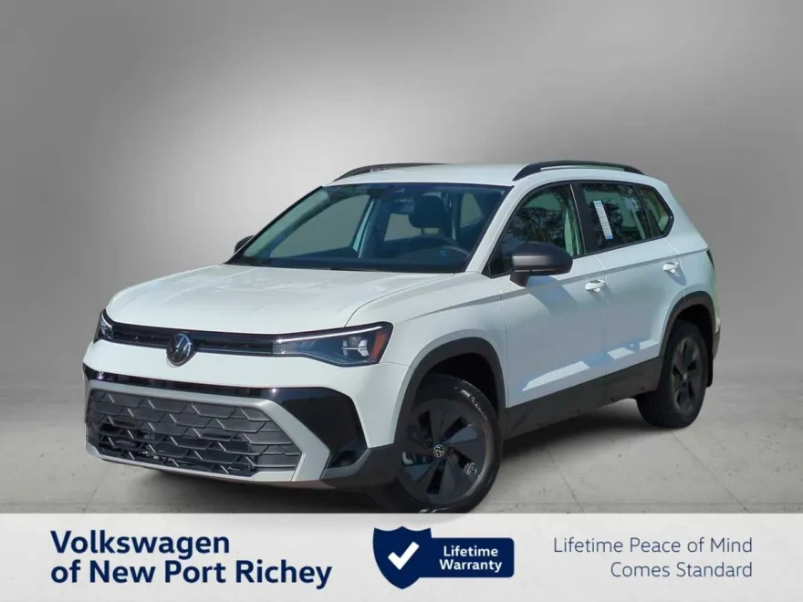 2025 Volkswagen Taos S photo 1