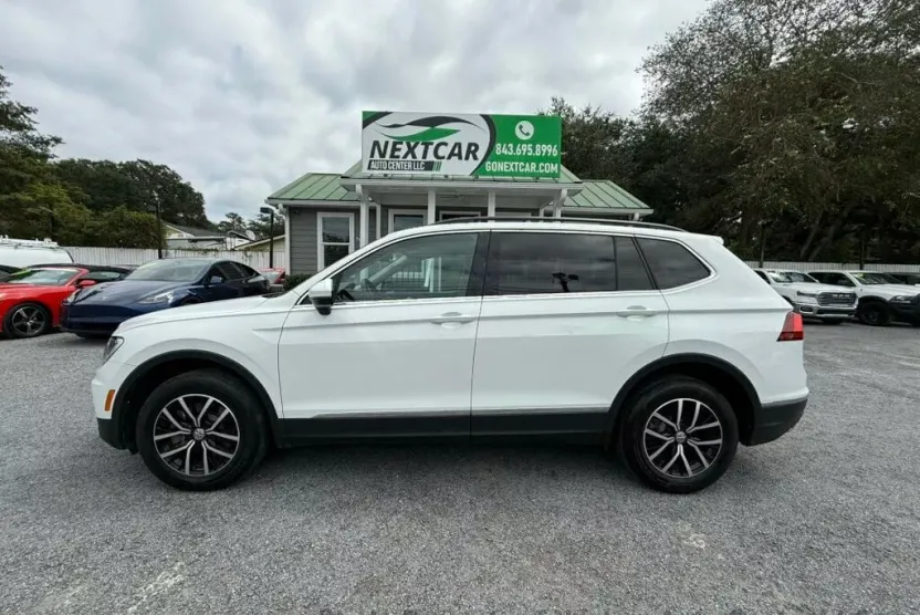 2021 Volkswagen Tiguan SEL photo 1