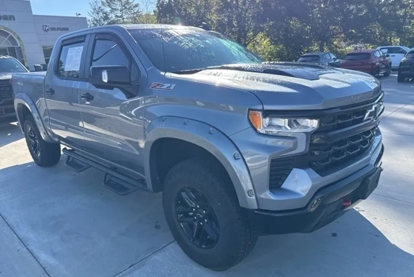2023 Chevrolet Silverado 1500 LT Trail Boss photo 1