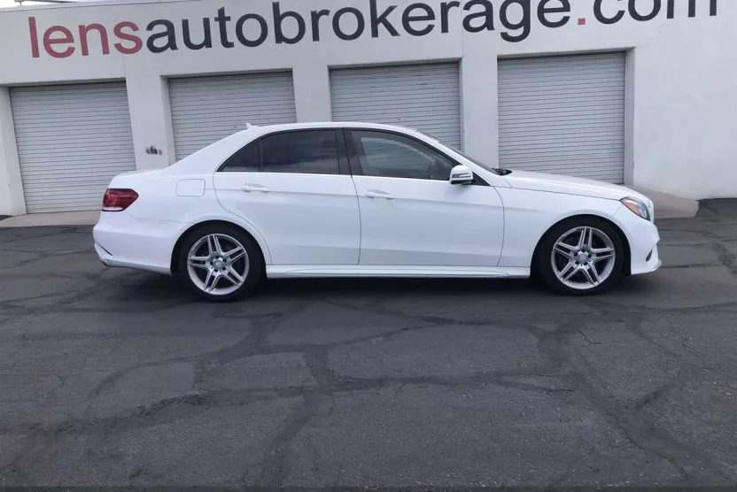 2014 Mercedes Benz E 350 photo 1