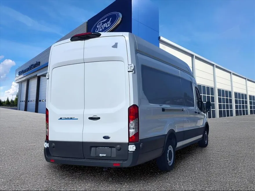 2023 Ford Transit photo 1