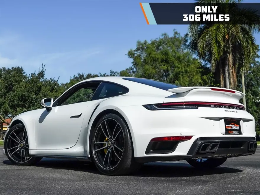 2022 Porsche 911 Turbo S photo 33