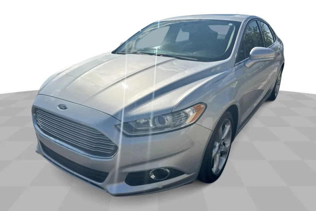 2016 Ford Fusion SE photo 1