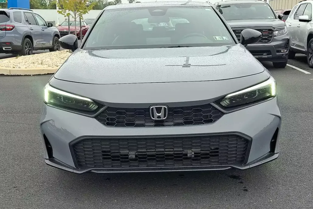 2025 Honda Civic Hatchback Sport photo 1