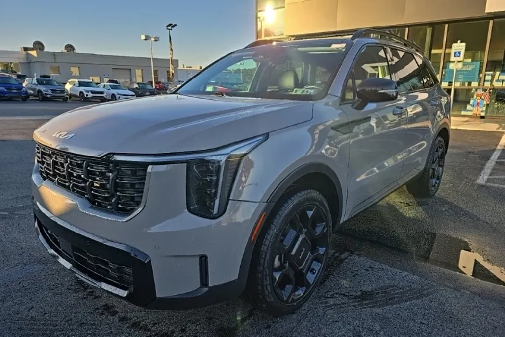 2024 Kia Sorento X-Line EX photo 1