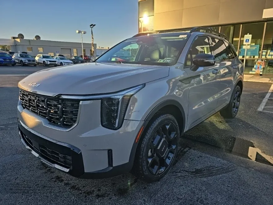 2024 Kia Sorento X-Line EX photo 1