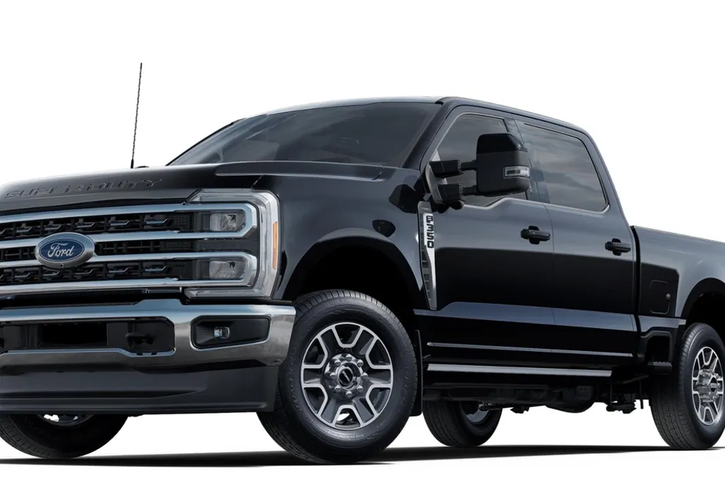 2025 Ford F-350 Lariat photo 1