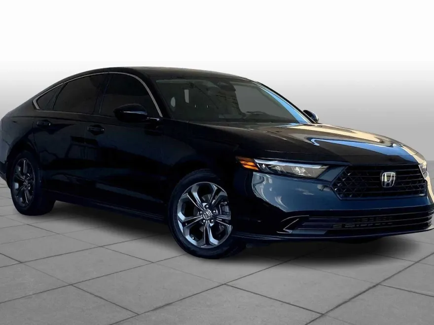 2023 Honda Accord EX photo 1