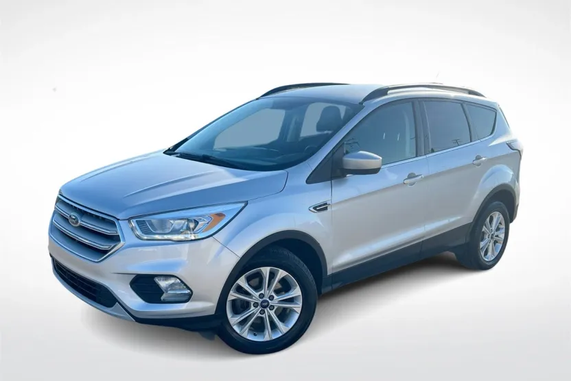 2018 Ford Escape SEL photo 1