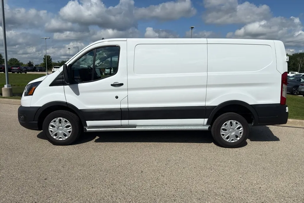 2024 Ford Transit Cargo Van photo 1