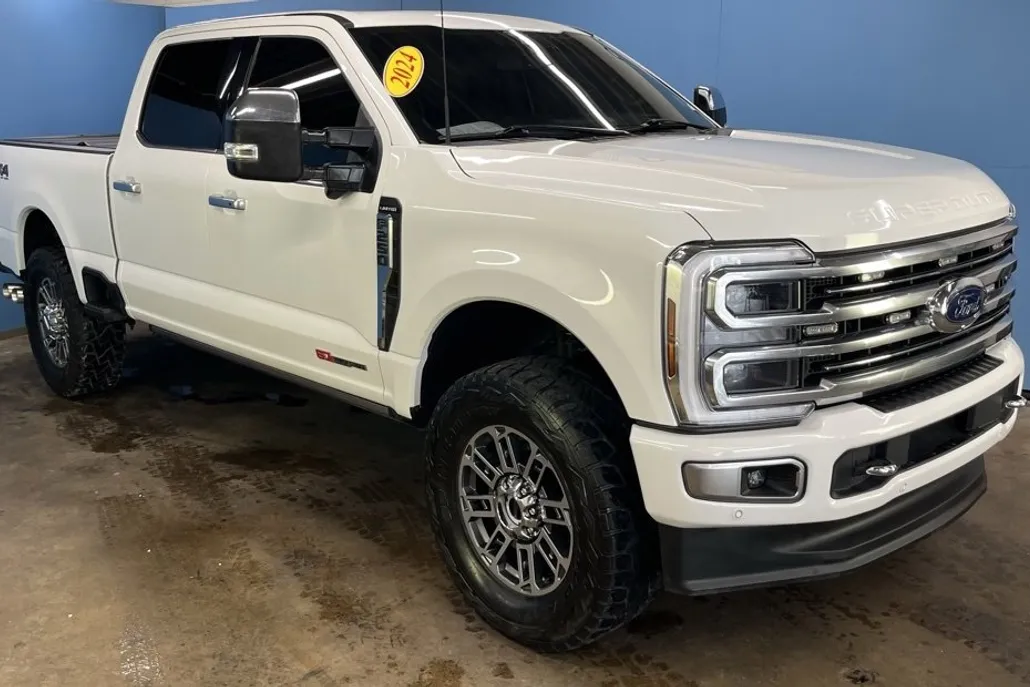 2024 Ford F-250 Limited photo 1