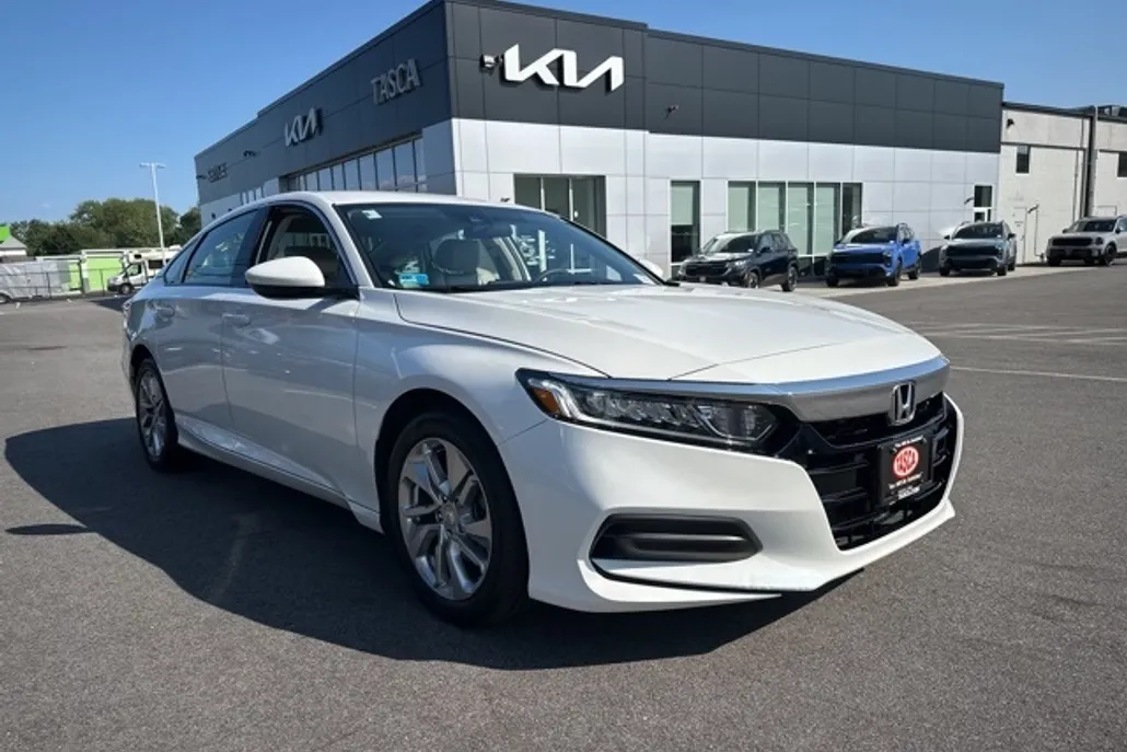 2020 Honda Accord LX photo 1