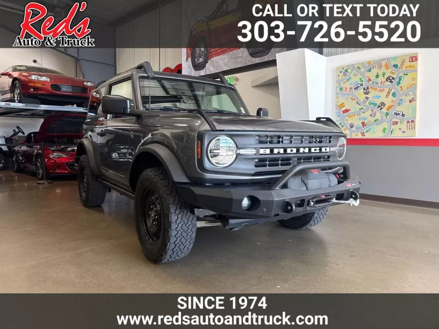 2023 Ford Bronco Black Diamond photo 1