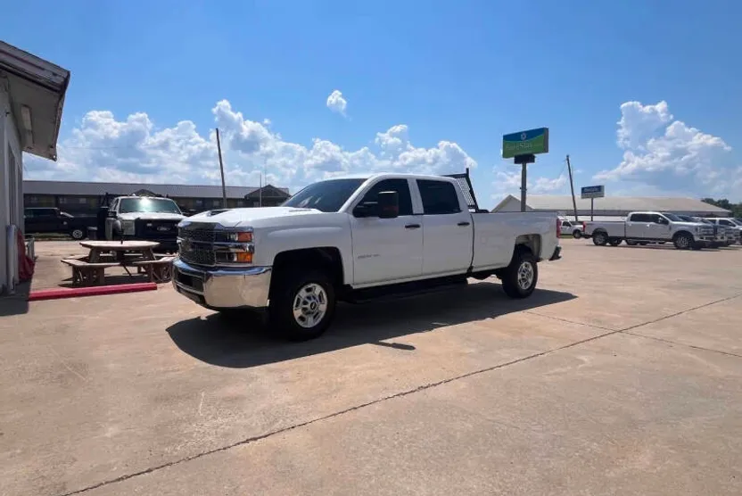 2019 Chevrolet Silverado 2500HD Work Truck photo 1