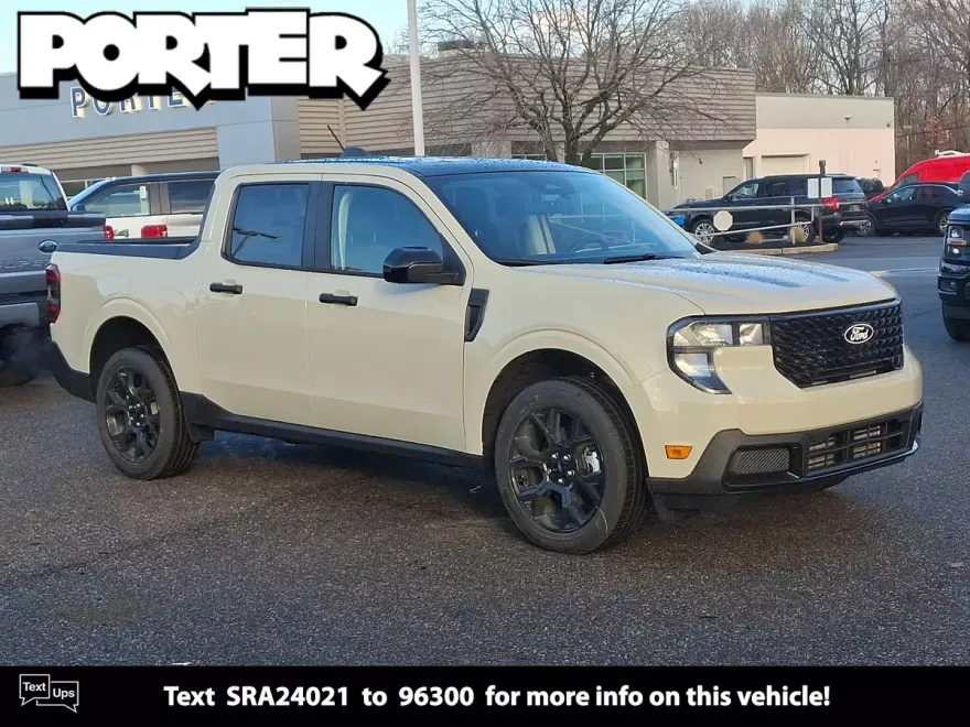 2025 Ford Maverick XLT photo 1