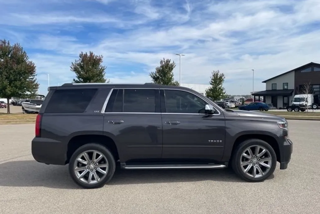 2016 Chevrolet Tahoe LTZ photo 1
