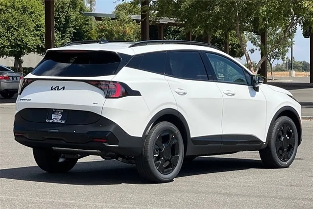 2026 Kia Sportage Hybrid Base photo 1
