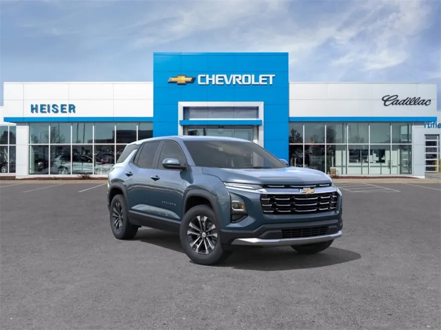 2026 Chevrolet Equinox LT photo 1