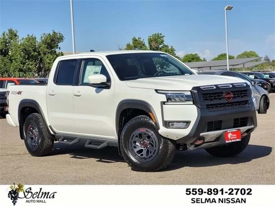 2025 Nissan Frontier PRO-4X photo 1