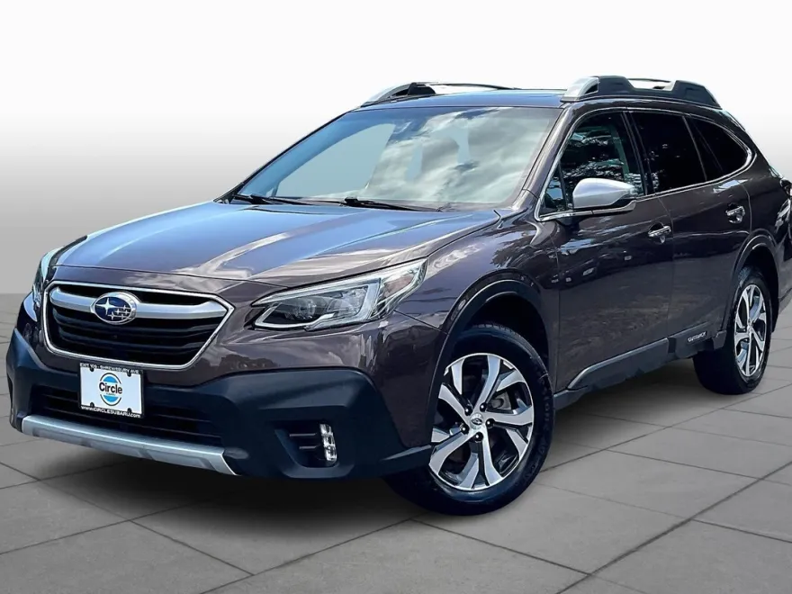 2022 Subaru Outback Touring XT photo 1