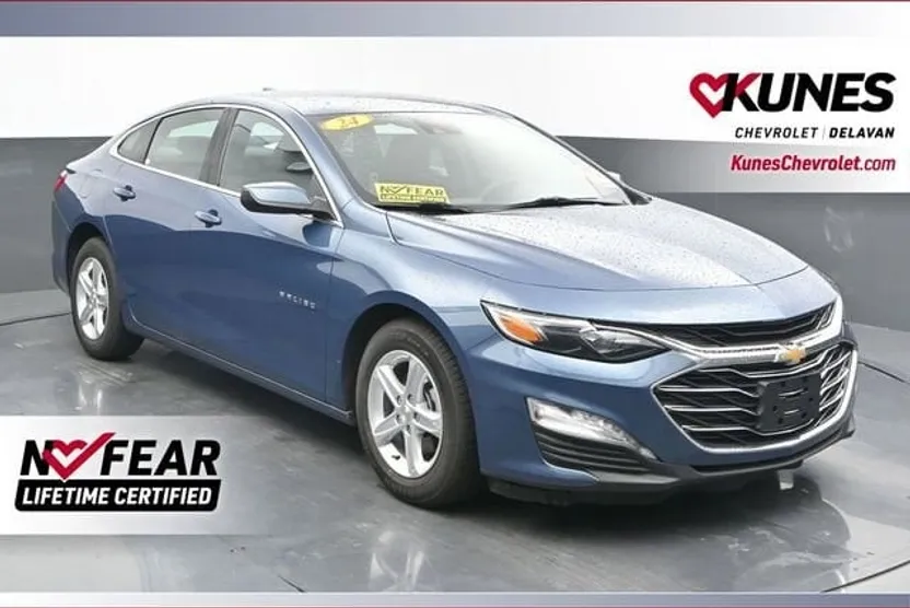 2024 Chevrolet Malibu 1LT photo 1