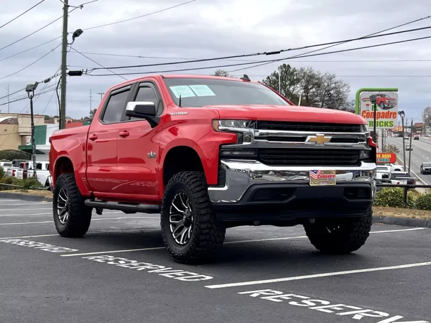2020 Chevrolet Silverado 1500 LT photo 1