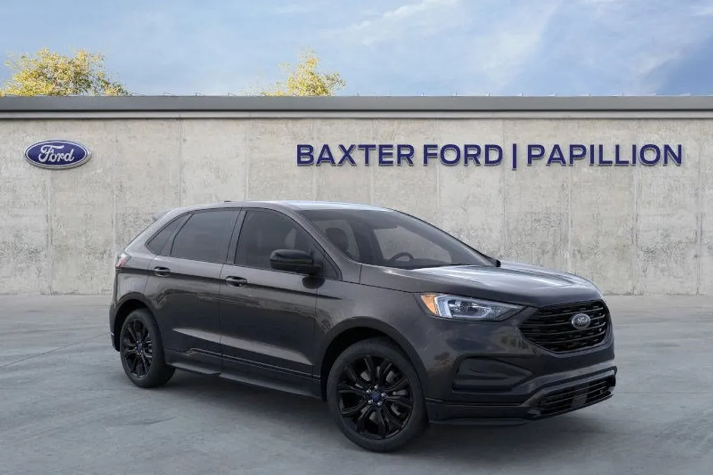 2024 Ford Edge SE photo 1