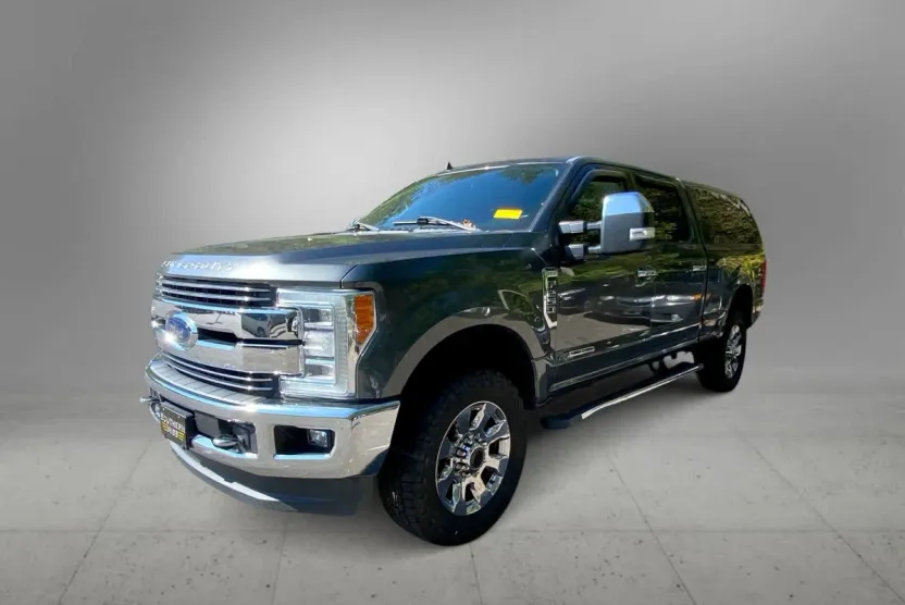 2019 Ford F-250 Lariat photo 1