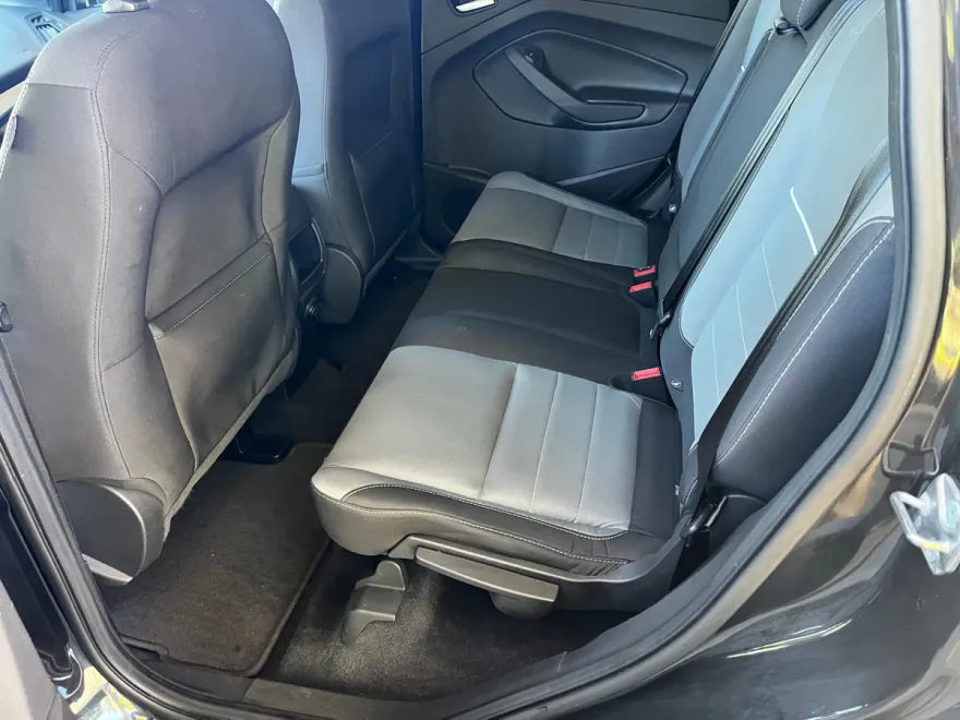 2015 Ford Escape SE photo 1