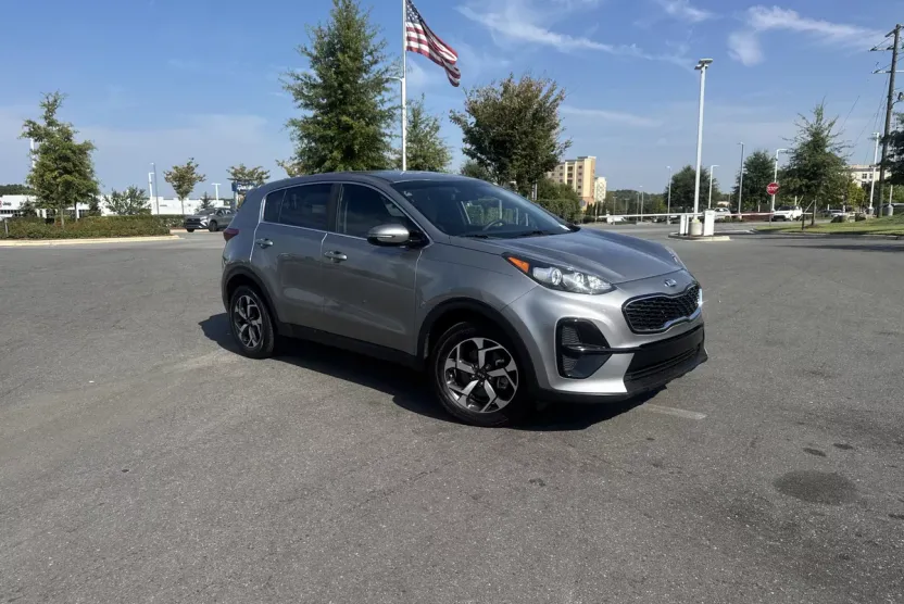 2021 Kia Sportage LX photo 1