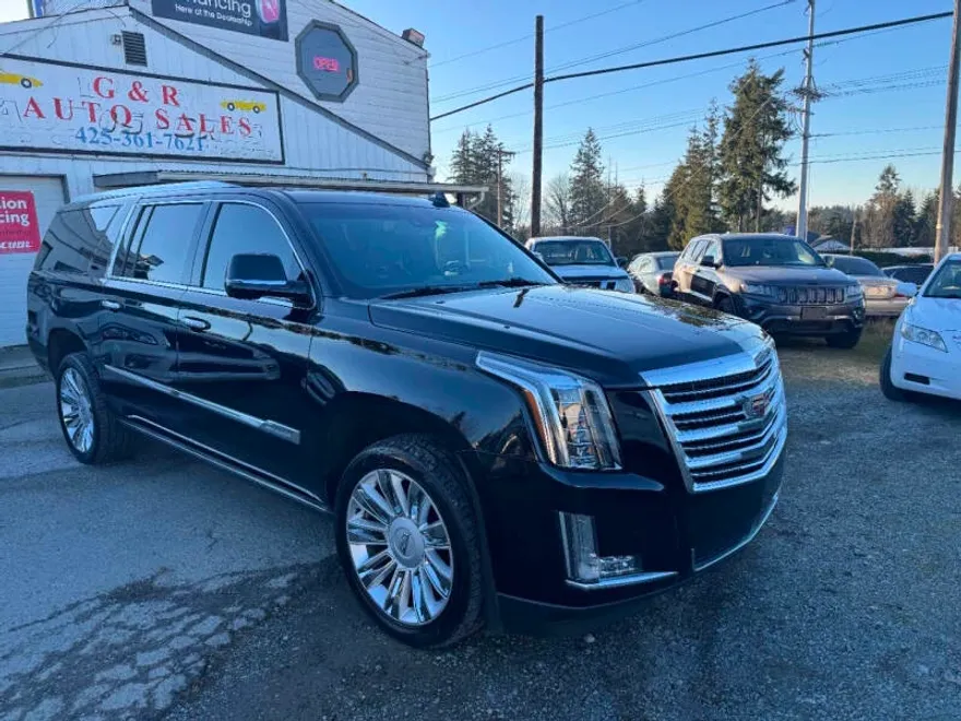 2016 Cadillac Escalade ESV Platinum photo 1