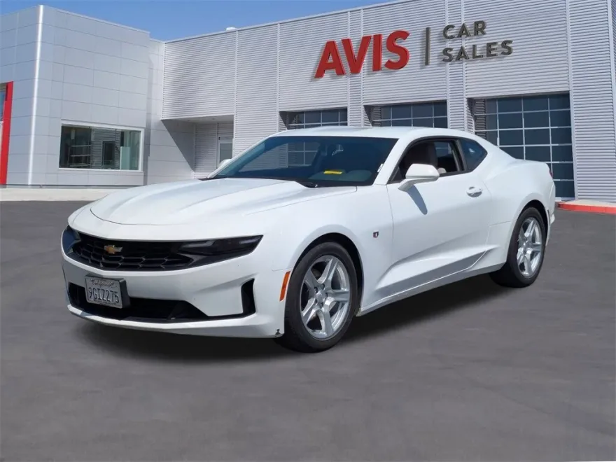 2023 Chevrolet Camaro Coupe photo 1