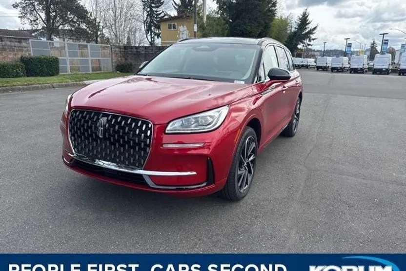2025 Lincoln Corsair Grand Touring photo 1