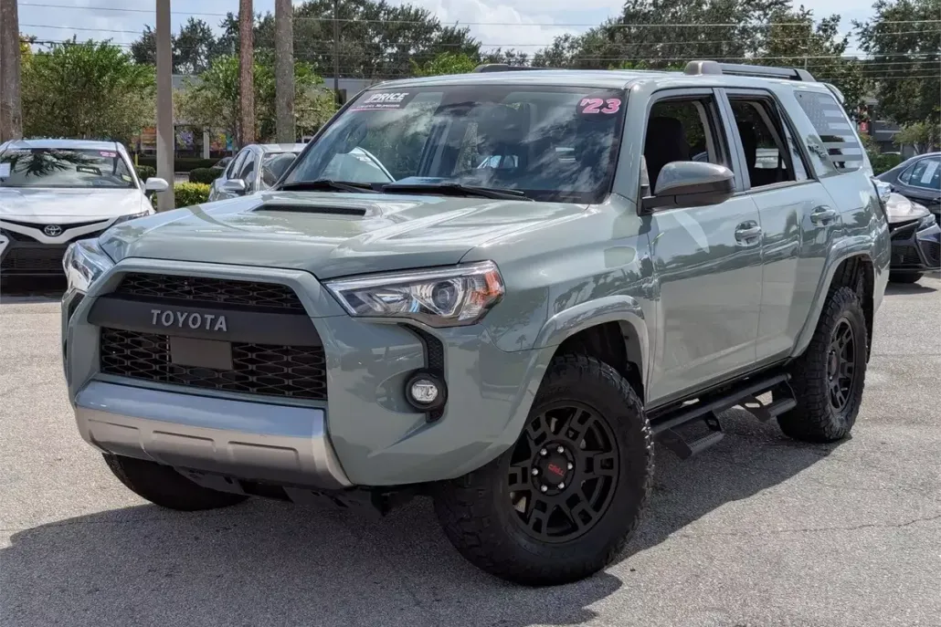 2023 Toyota 4Runner TRD photo 1