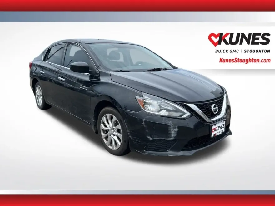2018 Nissan Sentra SV photo 1