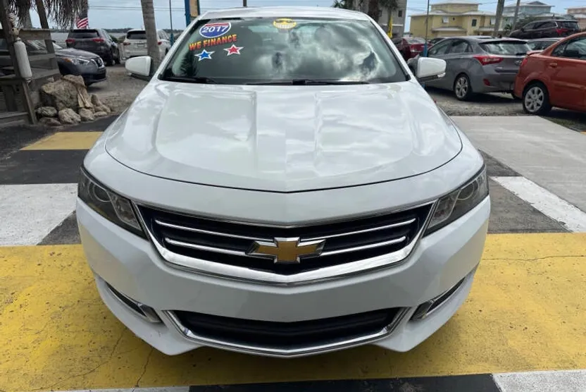 2017 Chevrolet Impala 1LT photo 1