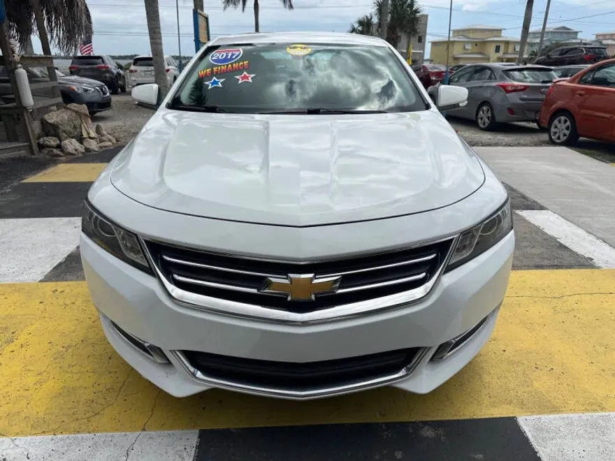 2017 Chevrolet Impala 1LT photo 1