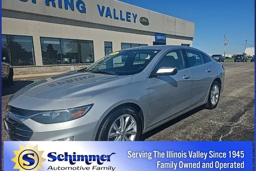 2021 Chevrolet Malibu 1LT photo 1