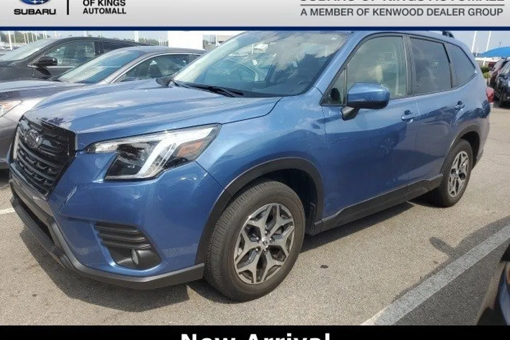 2022 Subaru Forester Premium photo 1