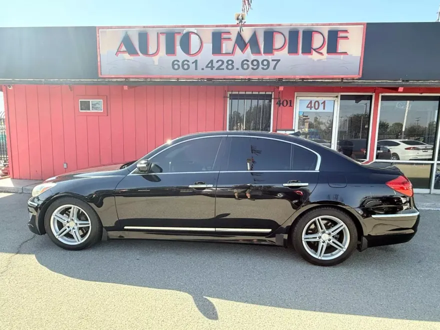 2012 Hyundai Genesis 4.6 photo 1