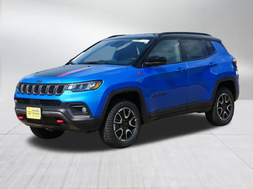 2025 Jeep Compass Trailhawk photo 1