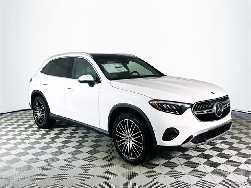 2026 Mercedes Benz GLC 300 4MATIC photo 1