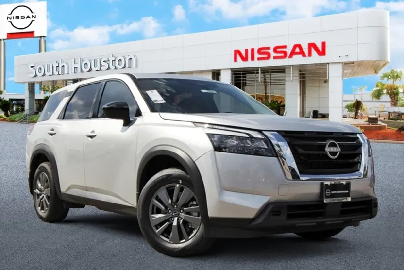 2025 Nissan Pathfinder S photo 1