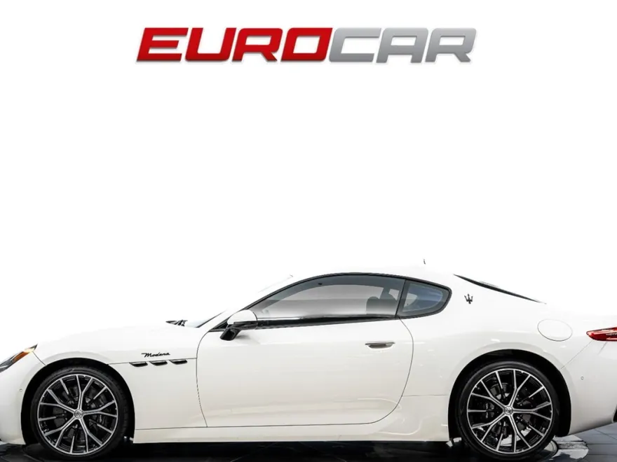 2024 Maserati Granturismo Modena photo 1