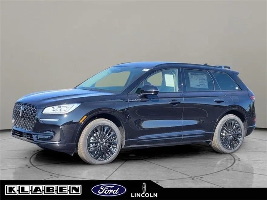 2025 Lincoln Corsair Grand Touring photo 1